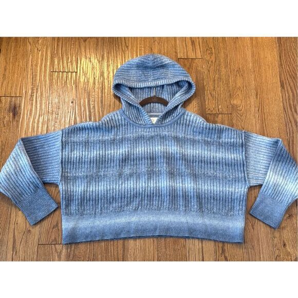 Offline by aerie ribbed ombre cropped blue sweater size xl - Picture 7 of 8
